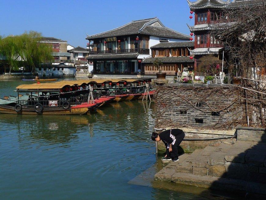 英格兰名宿特里在接受采访时，展望了今夏欧洲杯和本赛季的欧冠天博